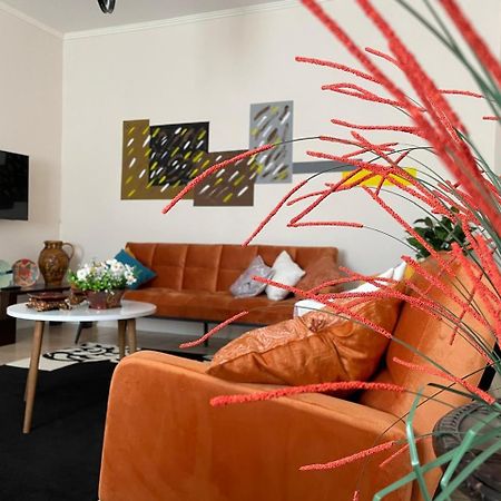 Villa Oni Tiranë Ngoại thất bức ảnh