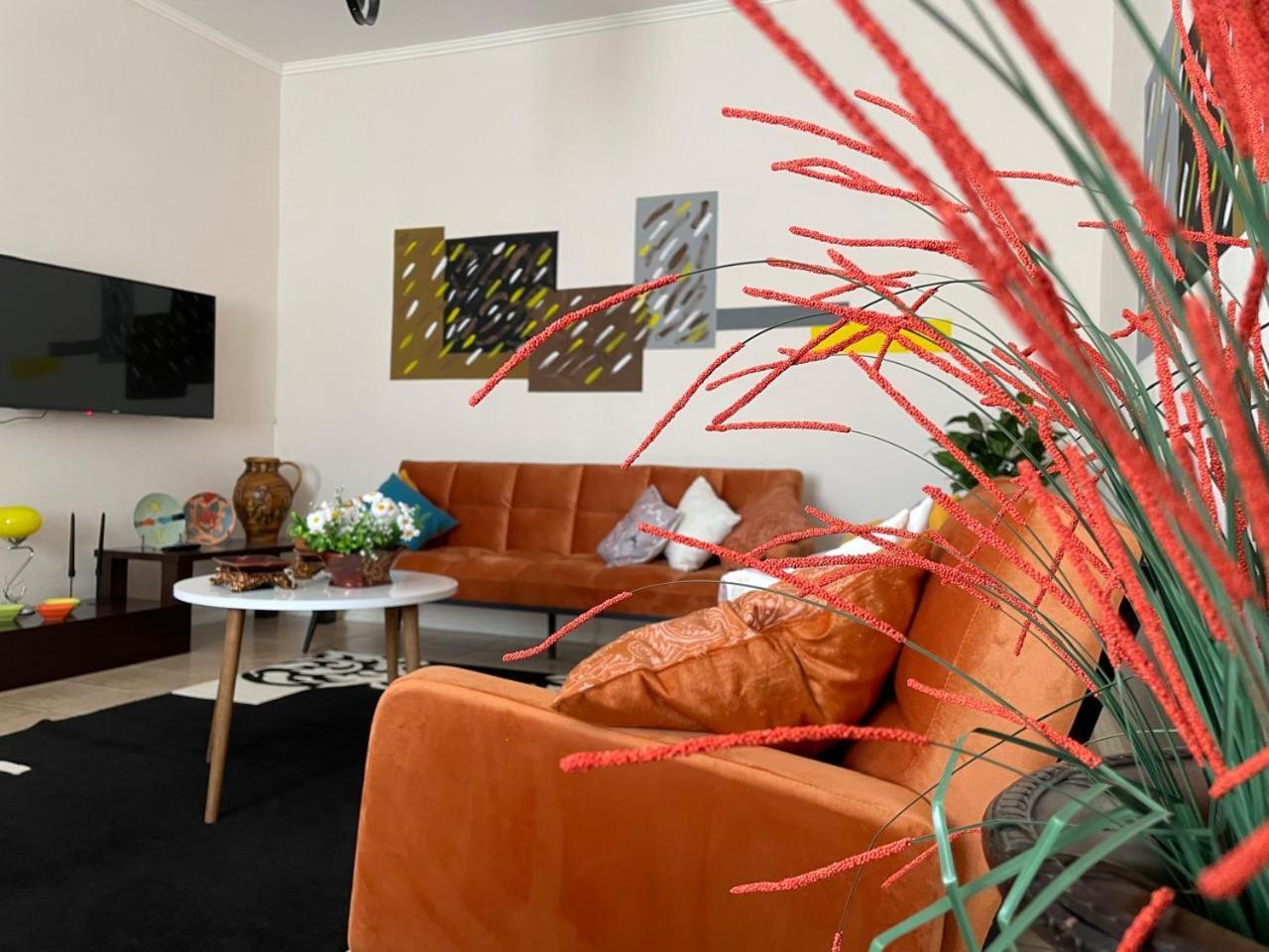 Villa Oni Tiranë Ngoại thất bức ảnh
