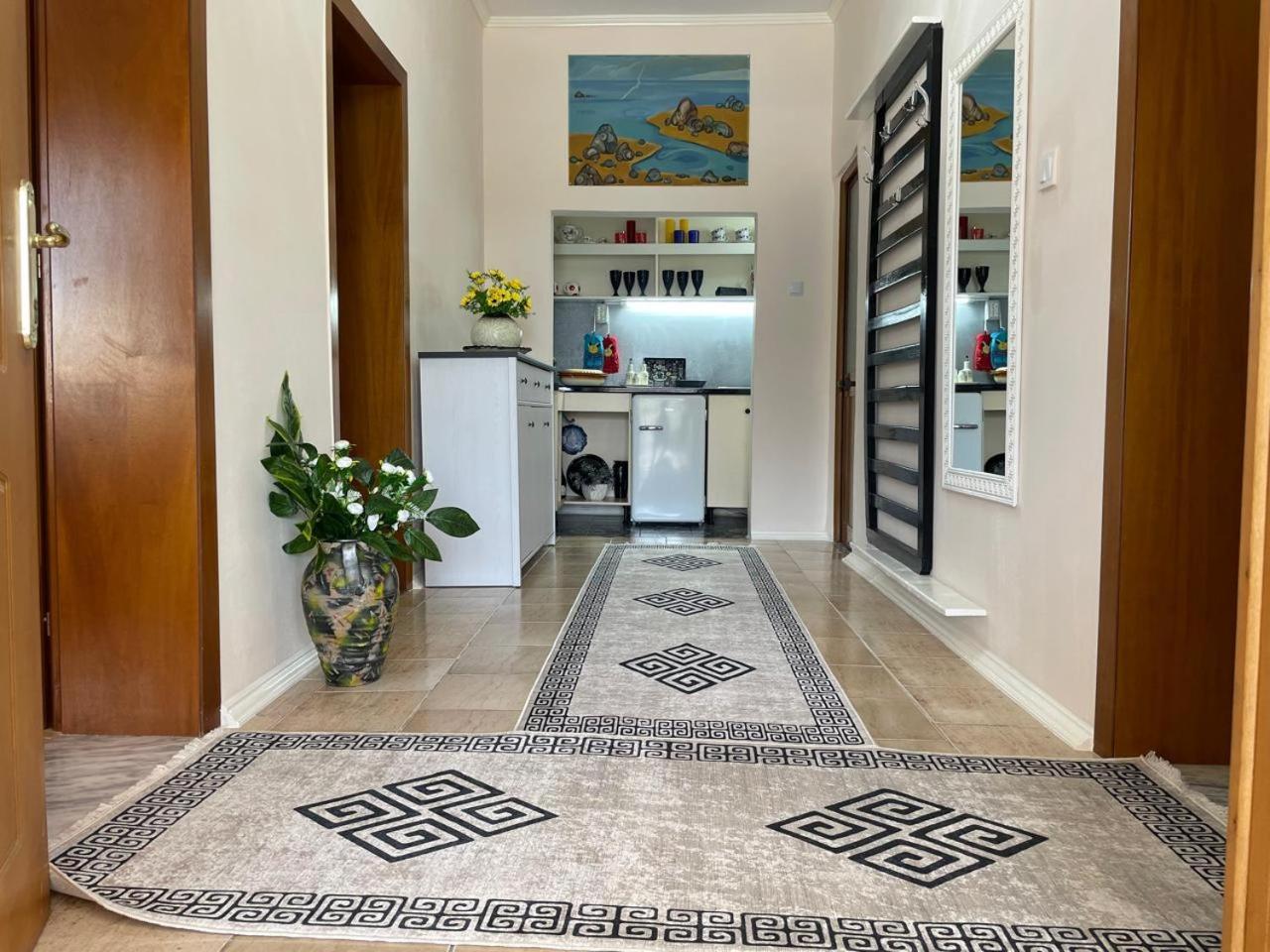 Villa Oni Tiranë Ngoại thất bức ảnh
